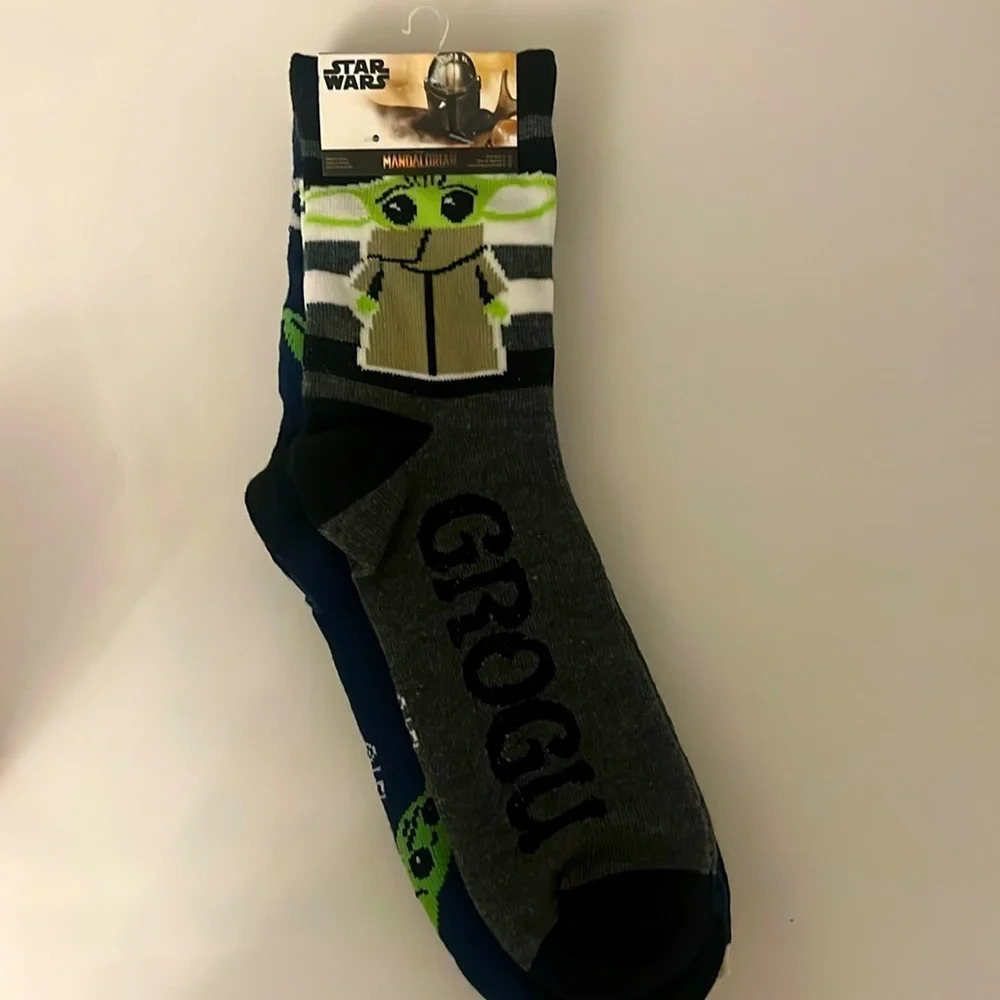 ⭐️Disney Star Wars NWT Mandalorian 3 pair socks men’s size 6-12
